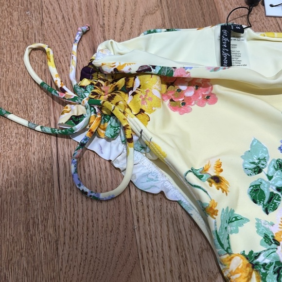 New FOR LOVE & LEMONS ruffle floral bikini bottom - Picture 3 of 5